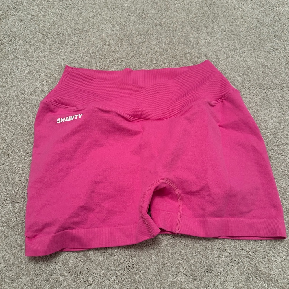 🩷shawty spandex shorts